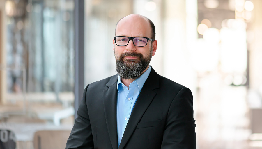 McKinsey & Company appoints Holger Hürtgen as Distinguished Partner